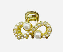 ギャラリービューアに画像を読み込み、Pearls and Rhinestones Hair Claw Collection -Small Size ヘア クリップ パール 小