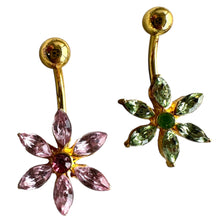 ギャラリービューアに画像を読み込み、Flower Navel Piercing / フラワーモチーフのへそピアス