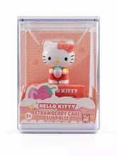 ギャラリービューアに画像を読み込み、Sanrio Strawberry Cake Surprise Figures/ サンリオ ストロベリーケーキサプライズフィギュア