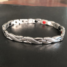 Load image into Gallery viewer, Row Magnet Bracelet Titanium Germanium