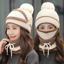 ギャラリービューアに画像を読み込み、Winter Beanie Set / 冬用ビーニーセット