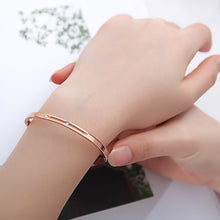 Load image into Gallery viewer, Zircon Bracelet Trendy