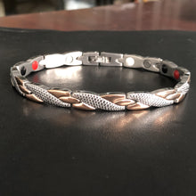 Load image into Gallery viewer, Row Magnet Bracelet Titanium Germanium
