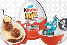 ギャラリービューアに画像を読み込み、KINDER JOY EGG, By Ferrero. フェレロ キンダージョイ イタリア