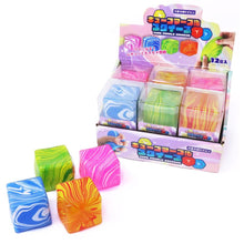 ギャラリービューアに画像を読み込み、Marble Cube Squeeze / キューブマーブルスクイーズ
