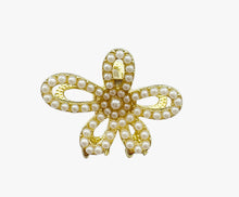 Load image into Gallery viewer, Pearls and Rhinestones Hair Claw Collection -Small Size　ヘア　クリップ　パール　小
