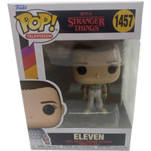 ギャラリービューアに画像を読み込み、Funko POP &quot;Stranger Things&quot;　ストレンジャー・シングス
