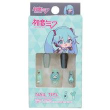 ギャラリービューアに画像を読み込み、Nail Tips Set / サンリオネイルチップセット
