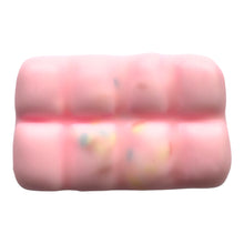 Load image into Gallery viewer, Crispy Squishy / クリスピー・スクイーズ
