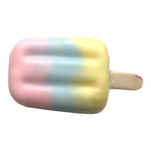 Load image into Gallery viewer, Crispy Squishy / クリスピー・スクイーズ
