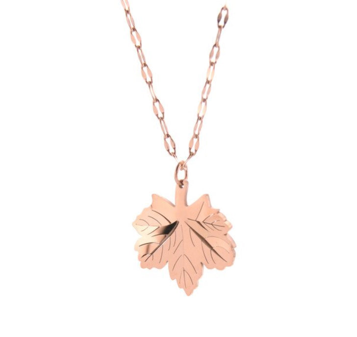 Maple leaf necklace　メープルリーフネックレス