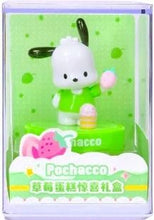 ギャラリービューアに画像を読み込み、Sanrio Strawberry Cake Surprise Figures/  サンリオ ストロベリーケーキサプライズフィギュア
