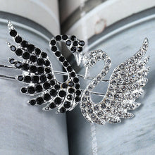 Load image into Gallery viewer, Swan Rhinestone Hair Clip　ヘアクリップ　白鳥　ラインストーン
