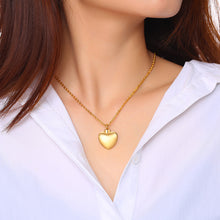 Load image into Gallery viewer, Heart-shaped perfume bottle with detachable pendant jewelry heart pendent
